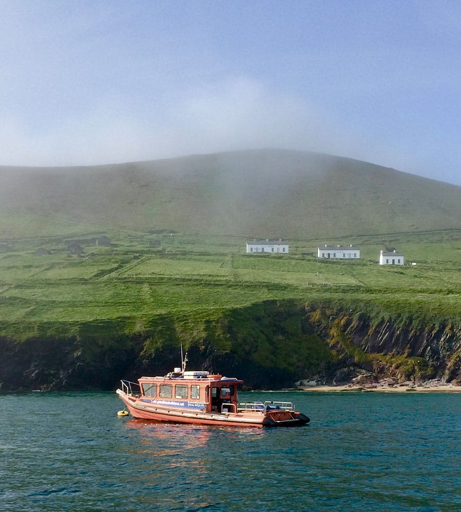 900x1000 0004 peig moored on island